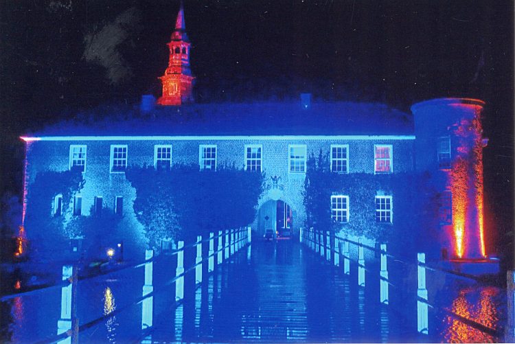 Eiskalt..., und das so schön... Schloß Lütetsburg Weihnachtsmarkt 2014