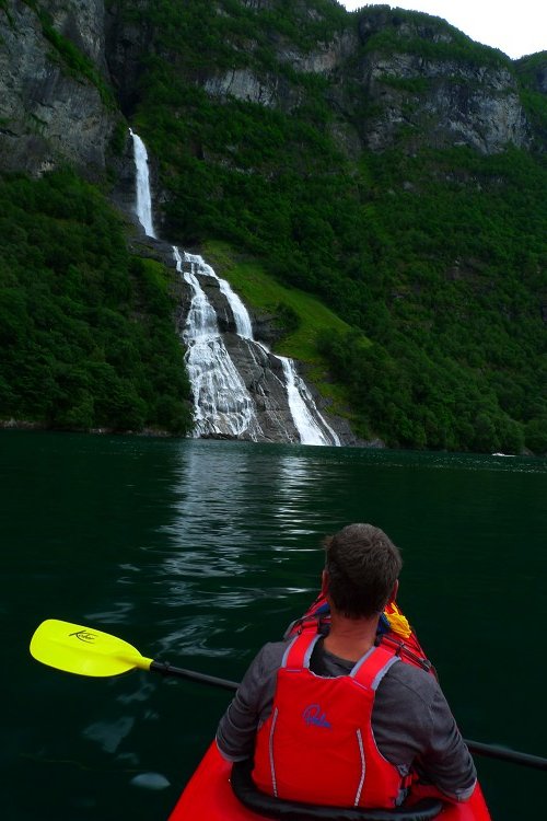 paddeln auf dem Geirangerfjord