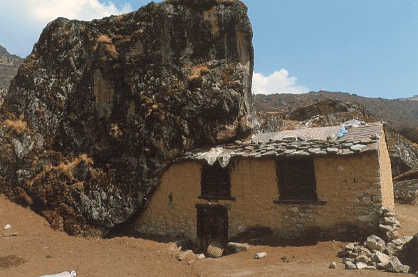 Was war zuerst da? Haus oder Stein?